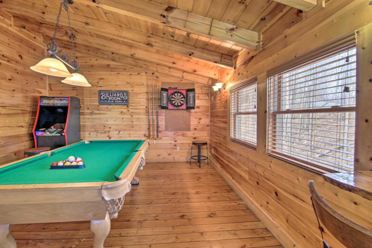 Sevierville Cabin With Deck Minutes To Pigeon Forge Luaran gambar