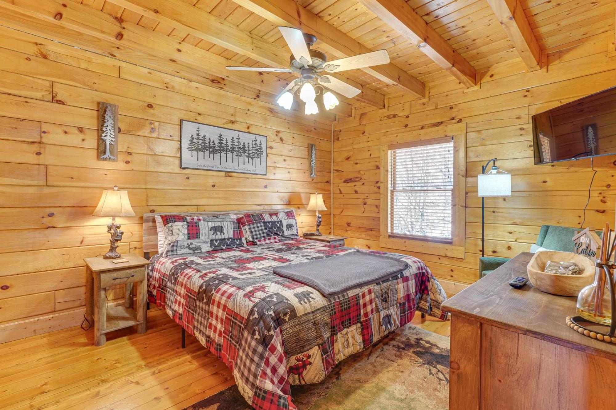 Sevierville Cabin With Deck Minutes To Pigeon Forge Luaran gambar